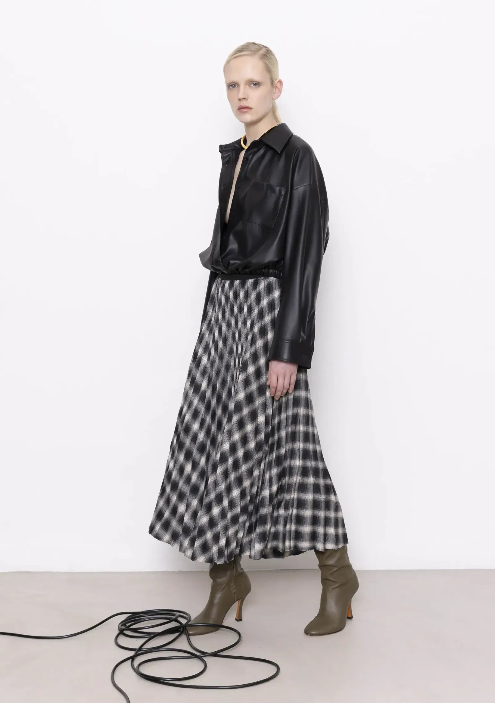 NUDE-JUPE-1103W25645