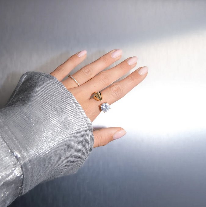 BILLIONAVENUE-BAGUE-SPIKE