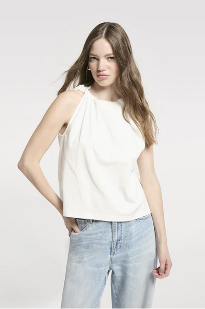 HOMAGE-TSHIRT-TWISTED