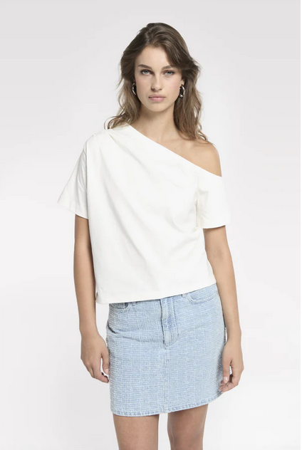 HOMAGE-TSHIRT-SHOULDER