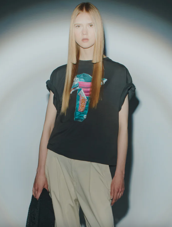 CIRCUSHOTEL-TSHIRT-ST15