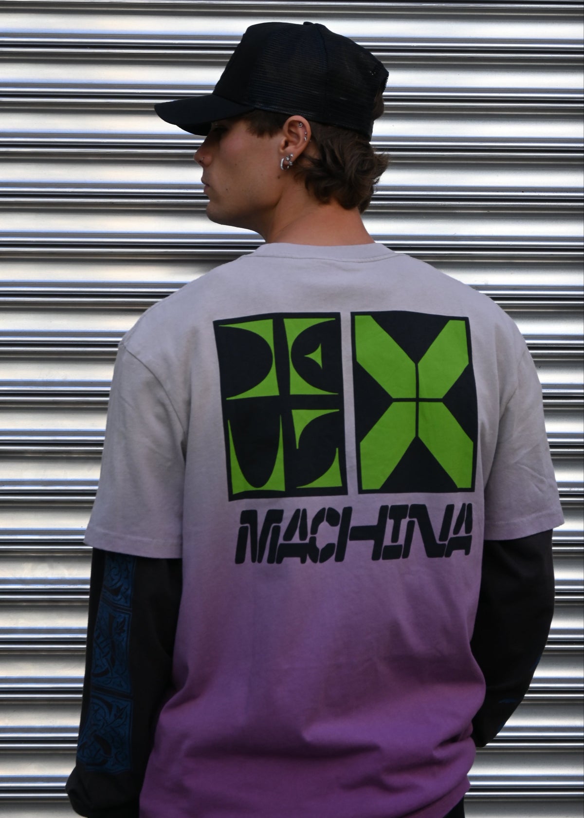 DEUS-TSHIRT-REFRACTOR