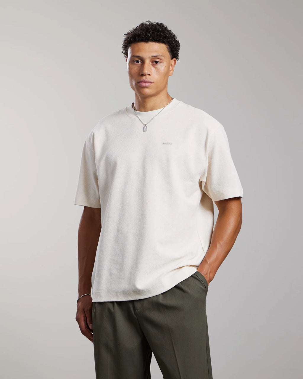 AEDEN-TSHIRT-HIROTEE