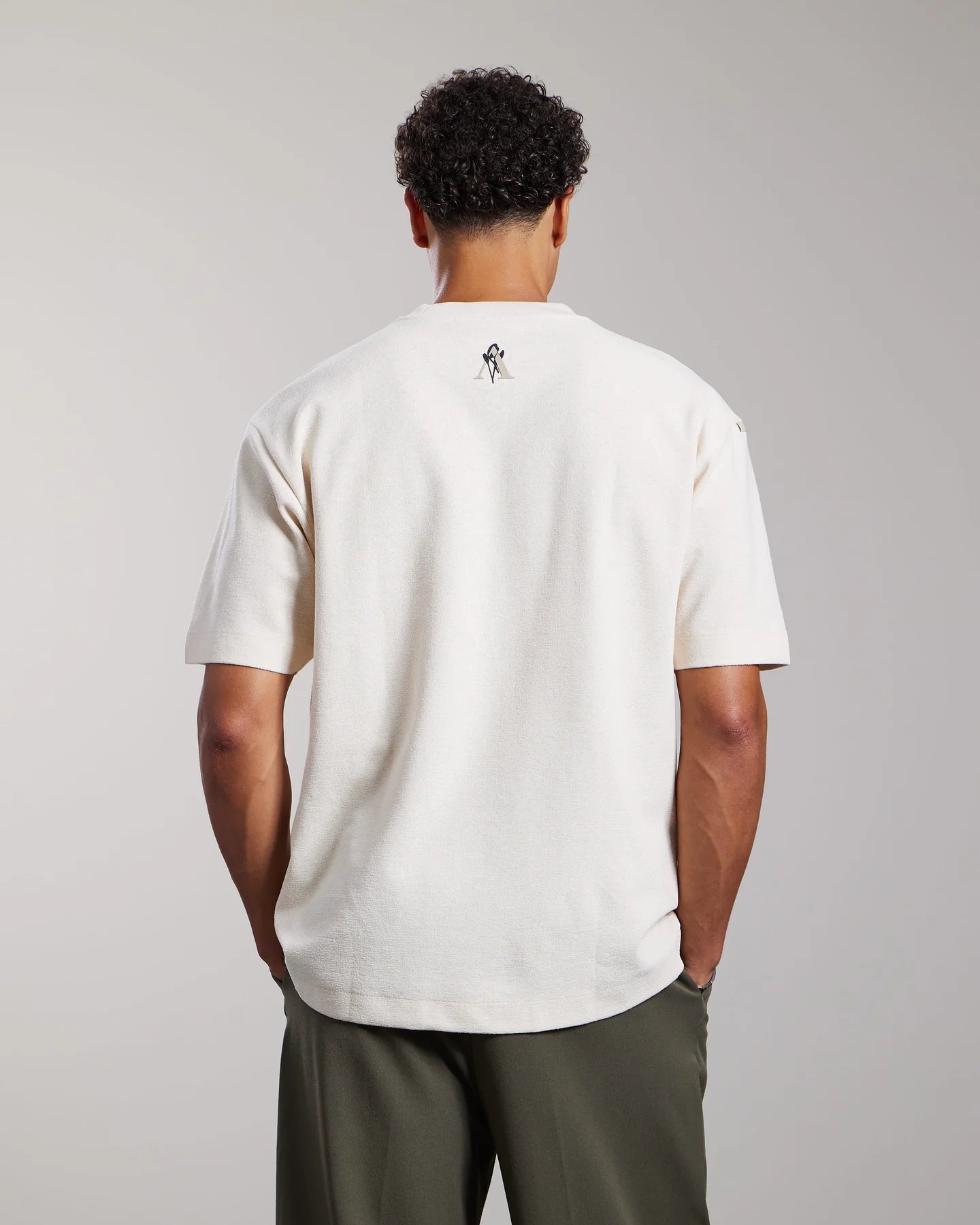 AEDEN-TSHIRT-HIROTEE