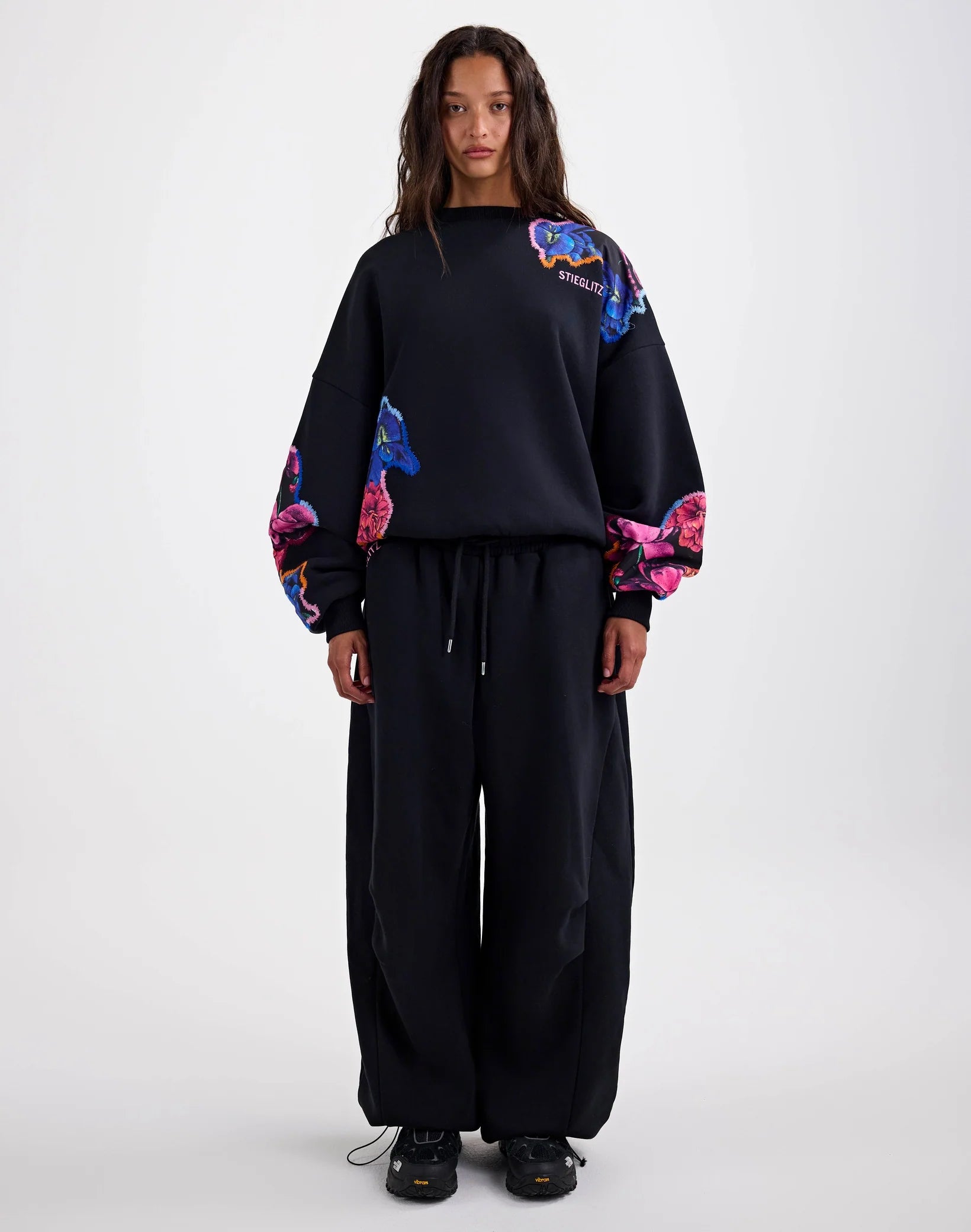 STIEGLITZ-PULL-NERO OVERSIZED