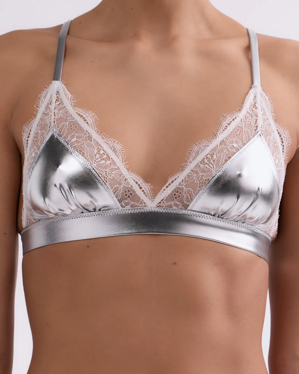 LOVESTORIES-BRASSIERE-LOVELACE