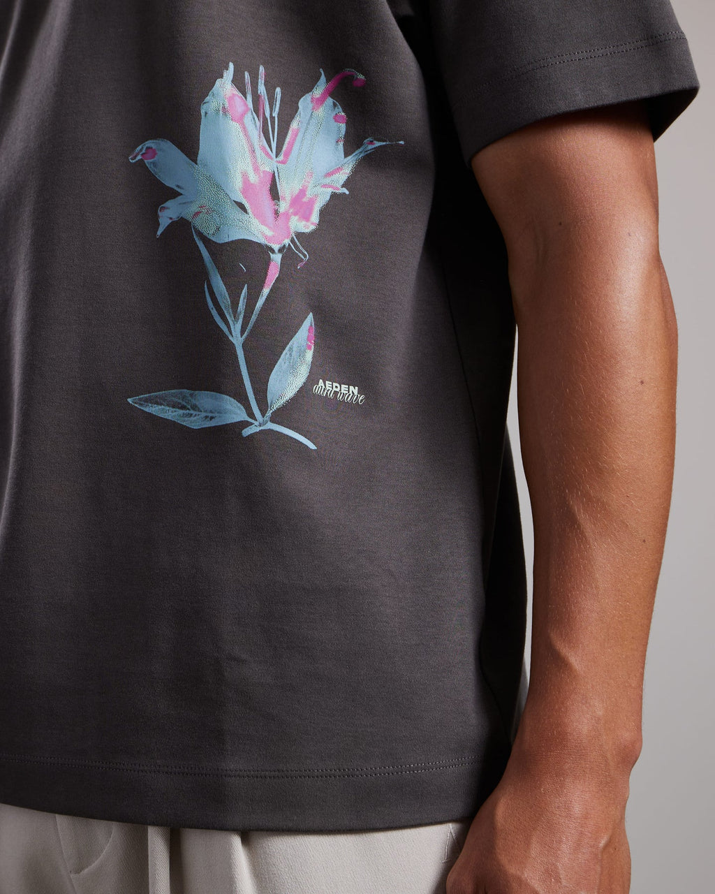 AEDEN-TSHIRT-YASINTEE