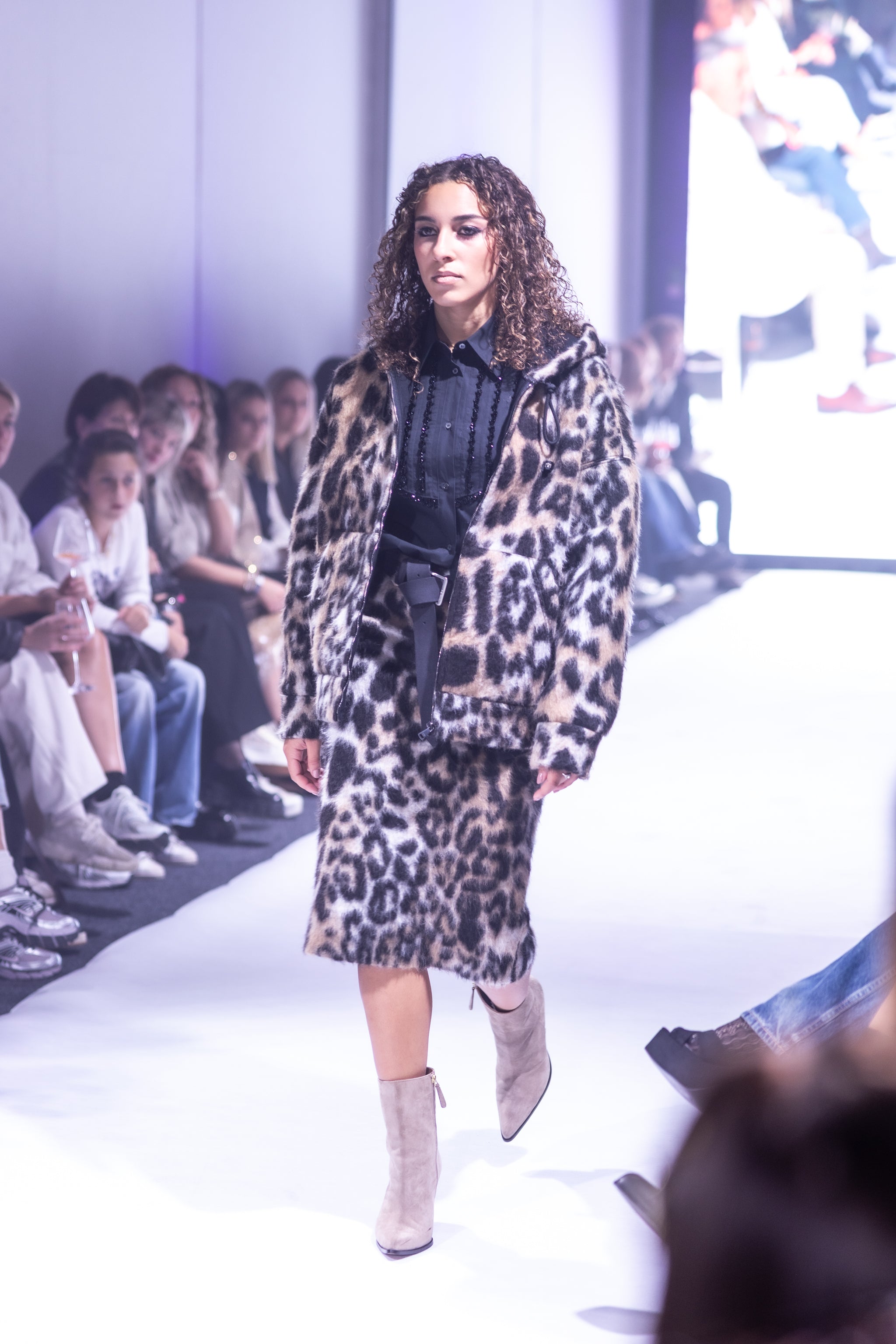 N21-VESTE-E0114824F981