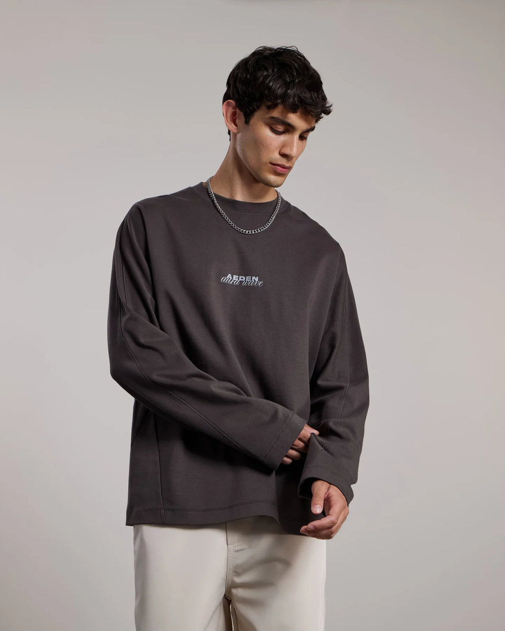 AEDEN-TSHIRT-SOLON
