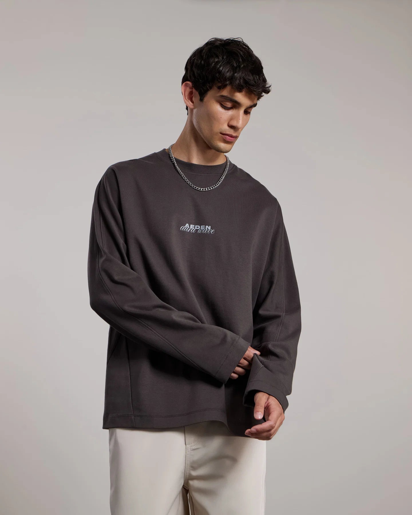 AEDEN-TSHIRT-SOLON