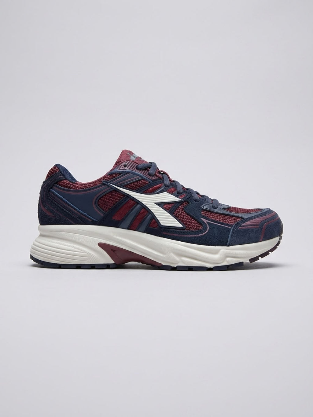 DIADORA-BASKETS-MYTHOSSTAR