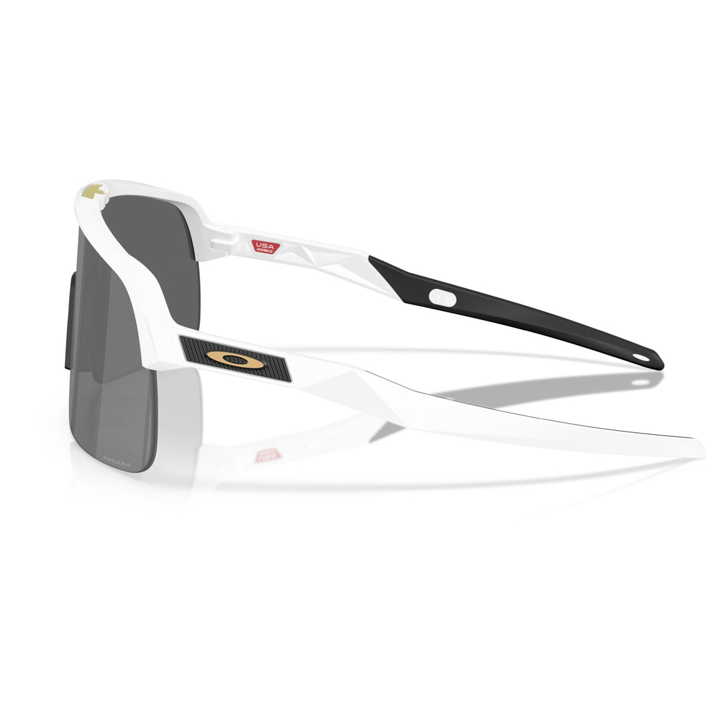 OAKLEY-SUTRO-9496